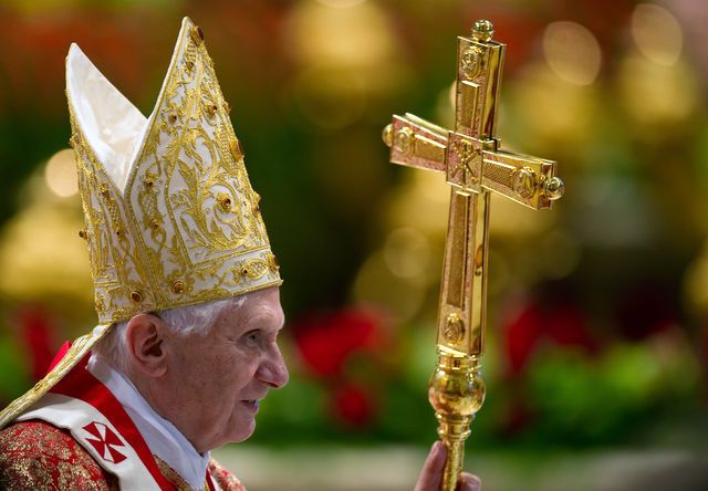 Le pape Benoît XVI a déploré déploré la persistance de foyers de tension et d'opposition causés par des inégalités croissantes entre riches et pauvres