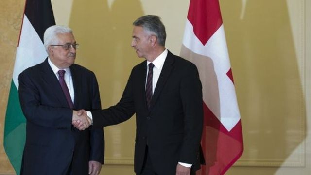 Mahmoud Abbas et Didier Burkhalter, lors d'une visite du dirigeant palestinien en Suisse en novembre 2012.