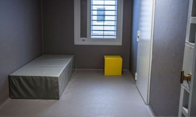 Un cellule de la nouvelle prison de Beveren.