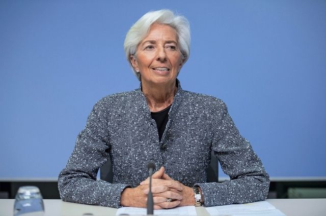 Lagarde vole au secours des PME et des ménages européens