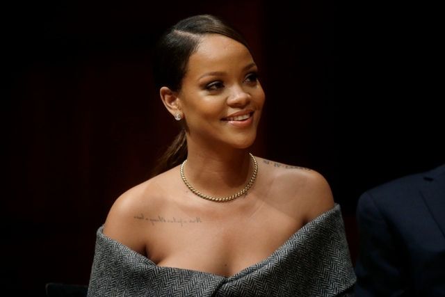 Rihanna est fondatrice de l'organisation humanitaire Clara Lionel Foundation.