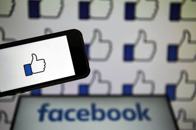 Amérique du Nord: Vie privée: Facebook dans le viseur au Canada ...