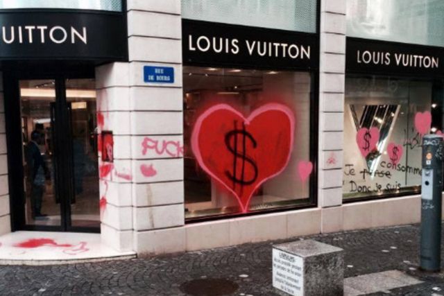 Lausanne: Mauvaise St Valentin pour Louis Vuitton - News Vaud & Régions: Lausanne & Région ...