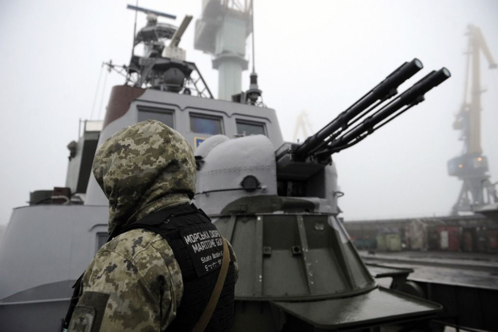 RÃ©sultat de recherche d'images pour "ukraine, crise, tensions en mer Noire,  prÃ©sident ukrainien promulgue la loi martiale, 2018"